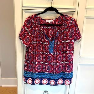 DR2 Blouse Size Medium.